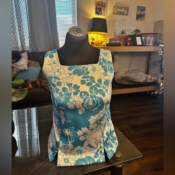 Gorgeous floral print with beads blue and white top zipped back size 6 - Picture 7 of 9